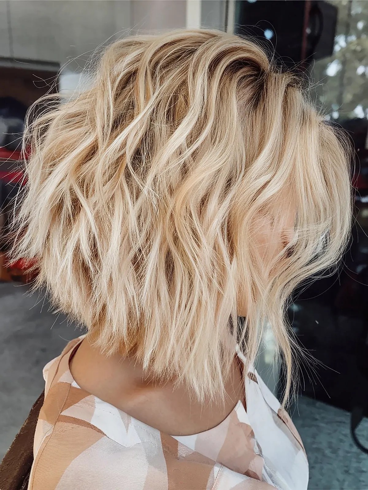 Blonde Inverted Bob with a Blunt Cut