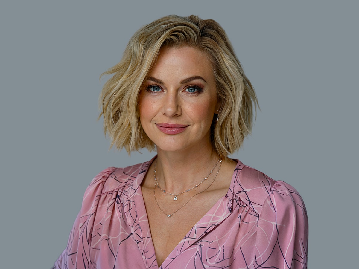 Chic bob hairstyles for women over 40 with fine hair