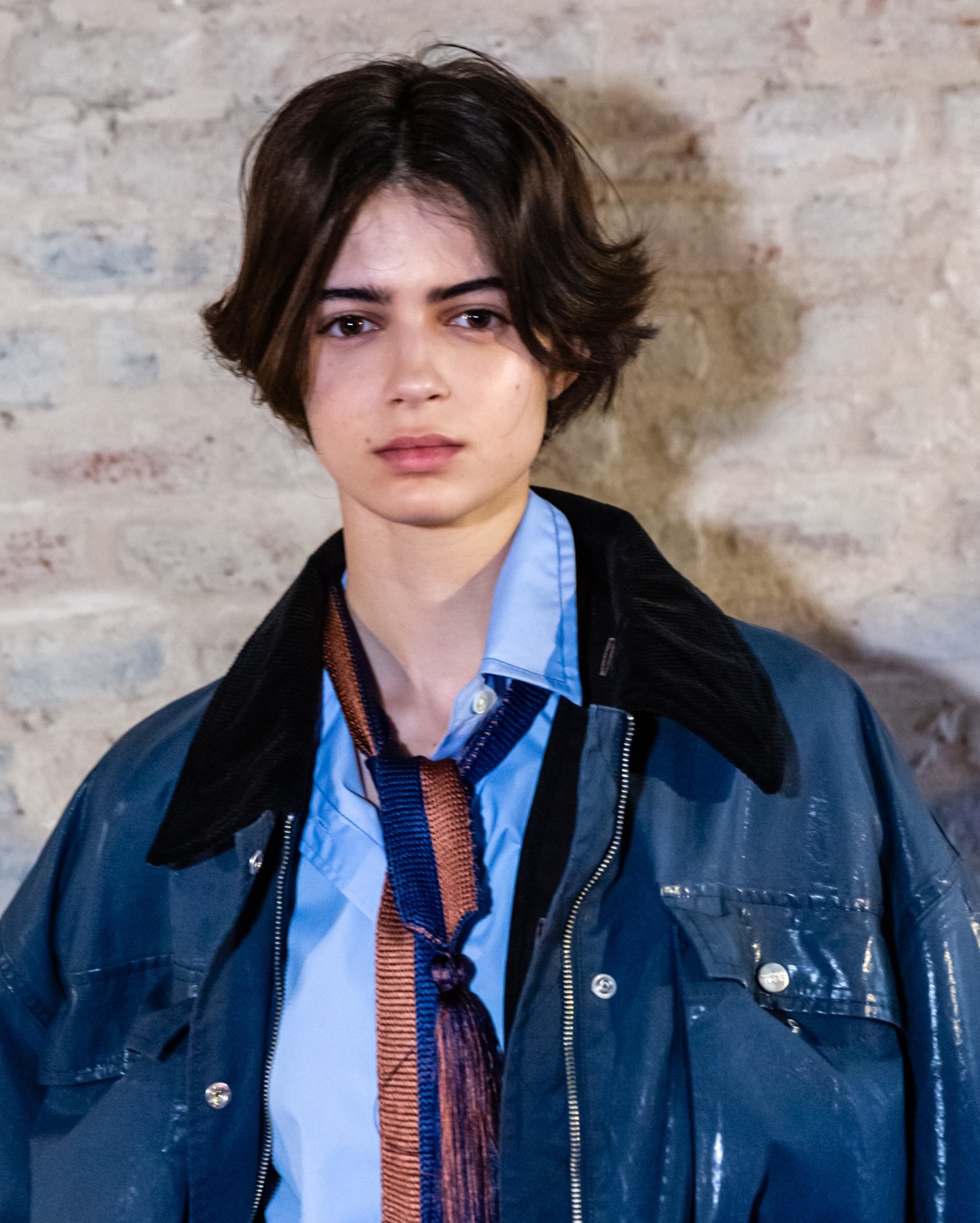 Effortless Tousled Ear-Length Cut with Natural Movement