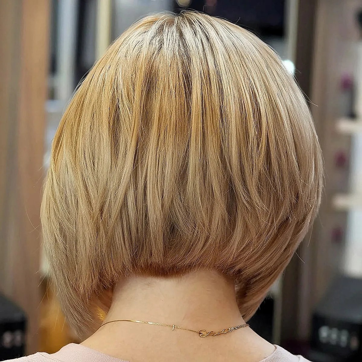 Inverted bob back view