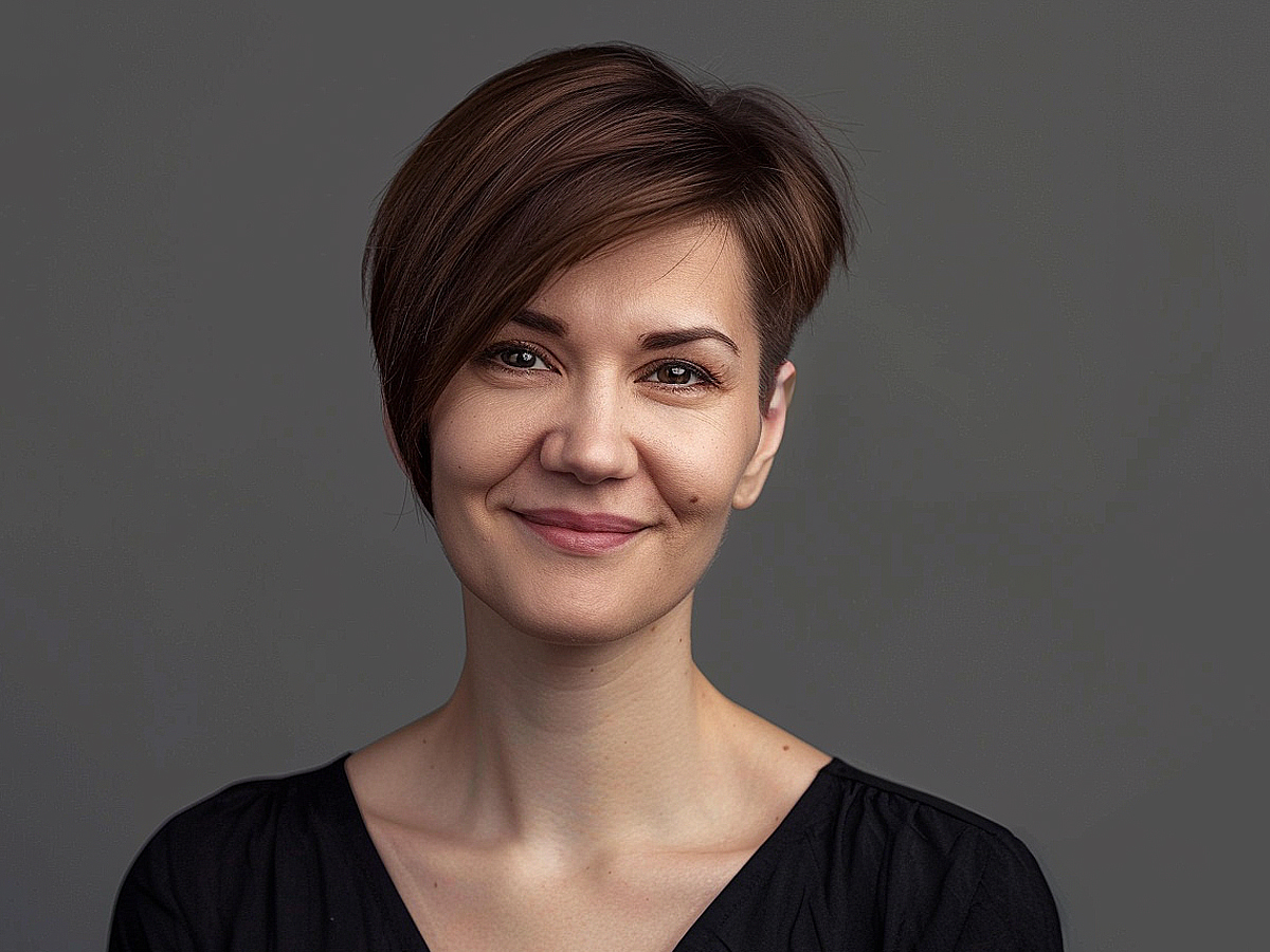 Prettiest pixie hairstyle no bangs