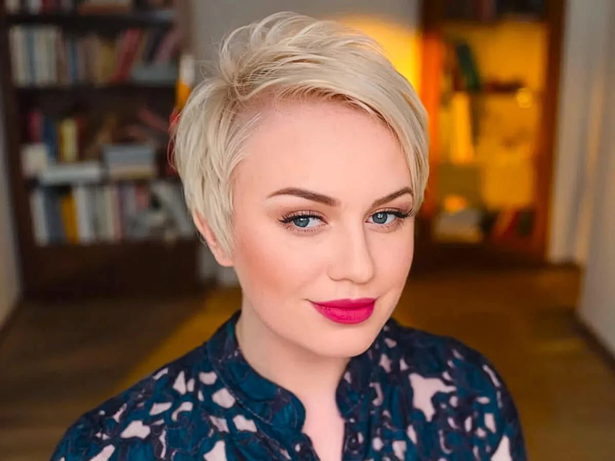 Short hair for round faces ideas
